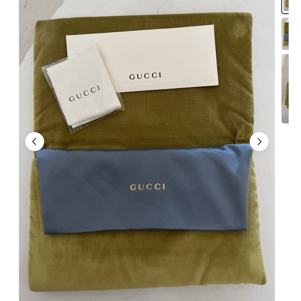 Gucci Sunglasses Limited Edition Yellow Velvet X-Large
Sunglass Case Pou…